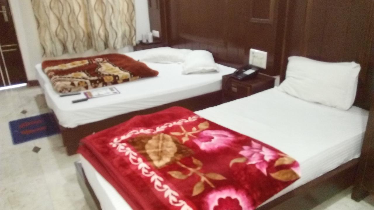 Hotel Grand Shyam- In Front Of New Delhi Railway Station-Couple Friendly นิวเดลี ภายนอก รูปภาพ